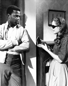 Sharing Prints: A PATCH OF BLUE, from left: Sidney Poitier, Elizabeth Hartman, 1965