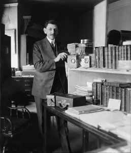 Images Dated 10th August 2009: Paul Bartsch (1871-1960), American scientist with the Smithsonian Institution