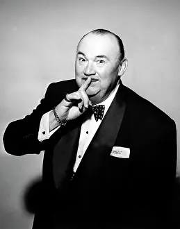Handkerchief Prints: Paul Whiteman, bandleader, early 1950s. Courtesy: CSU Archives / Everett Collection