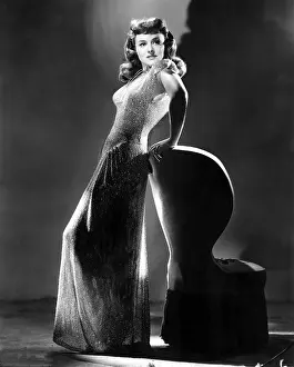 Womens Fashion Prints: Paulette Goddard, 1942