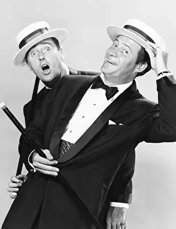PERRY COMO'S KRAFT MUSIC HALL, Rowan and Martin, (from left: Dick Martin, Dan Rowan, (Season 10, episode 1034, aired May 10, 1958), 1948-1967