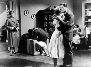 Images Dated 4th January 2006: PEYTON PLACE, Lana Turner, Diane Varsi