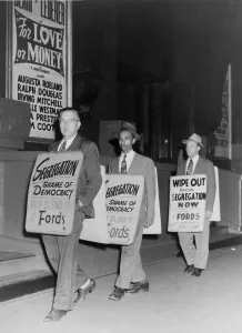 Theaters Prints: Pickets protest in front of Baltimore's Ford's Theater in 1948