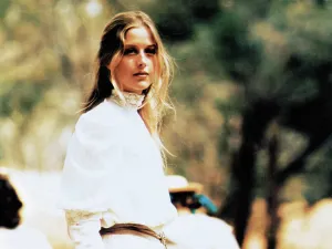 Images Dated 16th July 2008: PICNIC AT HANGING ROCK, Anne-Louise Lambert, 1975