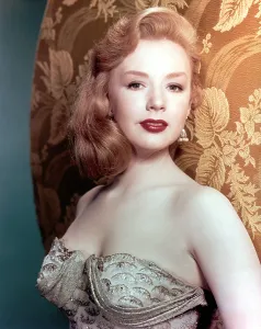 Laurie Prints: PIPER LAURIE