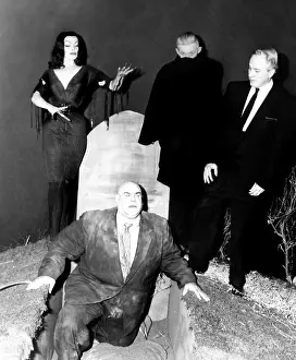 2002 Prints: PLAN 9 FROM OUTER SPACE, Vampira