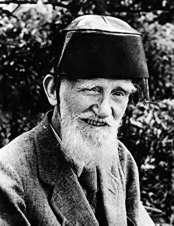 Playwright Prints: Playwright George Bernard Shaw, July 26, 1944. Courtesy: CSU Archives/Everett Collection
