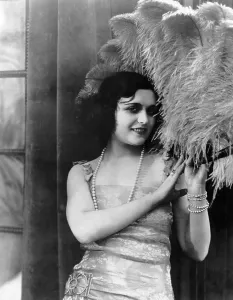 Negri Prints: Pola Negri, 1923