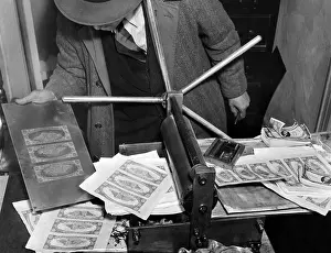 Evidence Prints: Police seized $1, 000, 000 counterfeiting ring