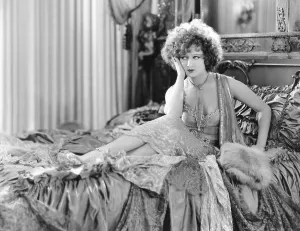 Images Dated 10th June 2015: THE POPULAR SIN, Greta Nissen, 1926
