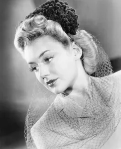 Images Dated 11th March 2014: THE POWERS GIRL, Anne Shirley, 1943