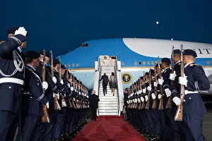 Salute Prints: President Barack Obama and First Lady Michelle Obama departing Berlin