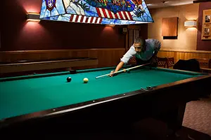 Lcgr1506 Prints: President Barack Obama plays pool after the G8 Summit at Camp David