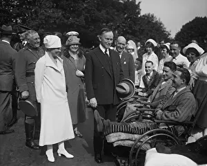 Calvin Prints: President Calvin Coolidge and First Lady visiting disabled World War 1 veterans