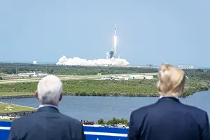 Pence Prints: President Donald Trump and Vice President Mike Pence watch the SpaceX Mission 2 launch