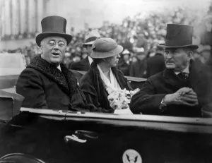 2013 Prints: President Franklin and Eleanor Roosevelt in 1933 Inaugural procession. (BSLOC_2013_5_100)