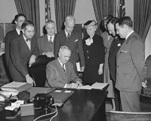 Social Programs Prints: President Harry Truman with members of Conference on Prevention and Control of Juvenile Delinquency