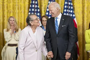Awards Prints: President Joe Biden presents the Medal of Freedom to Diane Nash