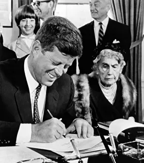 Legislation Prints: President John Kennedy signs a Joint Resolution for the Woodrow Wilson Memorial Commission