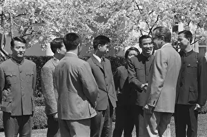 Teams Prints: President Richard Nixon greeting members of the Chinese National Table Tennis Team