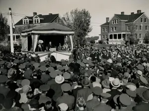 Wyoming Prints: President Roosevelt addressing a crowd at Fort Warren, Cheyenne, WY. Oct. 12, 1936