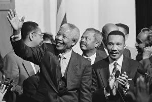 Clapping Prints: President of South Africa, Nelson Mandela with members of the Congressional Black Caucus