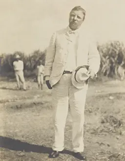 Lcgr1704 Prints: President Theodore Roosevelt at the railroad station in Arecibo