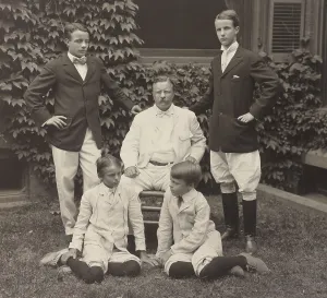 Lcgr1216 Prints: President Theodore Roosevelt with his four sons in August 1907
