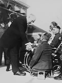 Lcgr15112 Prints: President Warren Harding shaking hands with Lt