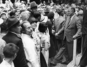 Hyde Park Prints: Presidential candidate Franklin Roosevelt is welcomed home