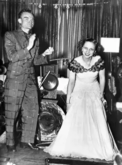 Spike Prints: The President's daughter, Margaret Truman takes a bow
