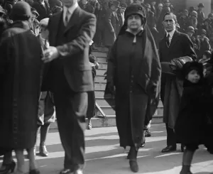 Ladies Prints: The Presidents Widow, Edith Bolling Galt Wilson at her husbands funeral