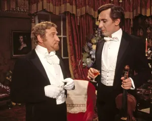 Formal Attire Prints: THE PRIVATE LIFE OF SHERLOCK HOLMES, Clive Revill, Robert Stephens, 1970