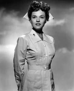 Images Dated 31st January 2007: SO PROUDLY WE HAIL, Paulette Goddard, 1943