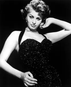 Posing Prints: Publicity shot of SOPHIA LOREN taken to promote THE PRIDE AND THE PASSION, 1957
