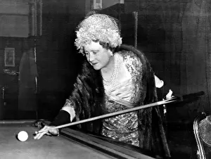 Royalty Prints: QUEEN MOTHER, playing pool at London's Fleet Street Press Club Bar