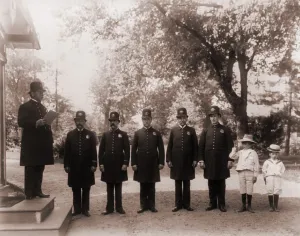 Quentin Prints: Quentin Roosevelt and Archie Roosevelt join the White House Police for inspection