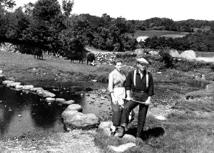 Suspenders Prints: THE QUIET MAN, Maureen O'Hara, John Wayne, 1952