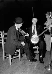 Garrett Prints: R. J. Boyd, playing fiddle, and Millard Garrett