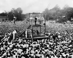 Hanged Prints: Rainey Bethea moments after he is hanged in Owensboro