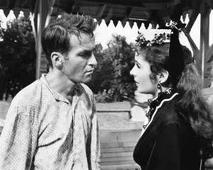 Images Dated 6th February 2014: RAINTREE COUNTY, from left, Montgomery Clift, Elizabeth Taylor, 1957