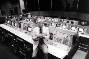Control Room Prints: Ray Bradbury at NASA control room, 1979.. Courtesy: CSU Archives / Everett Collection