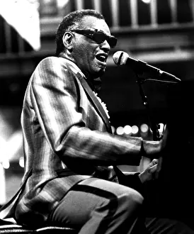 Sunglasses Prints: Ray Charles, ca. 1980. Courtesy: CSU Archives / Everett Collection