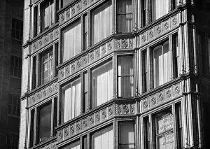 Daniel Prints: Reliance Building (1890), is an example of the early Chicago School by architects