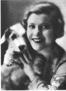 Images Dated 6th June 2008: Renate Muller, (aka Renate Mueller), with her dog Peter, 1931