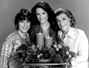 Valerie Prints: RHODA, Julie Kavner, Valerie Harper, Nancy Walker, 1974-78