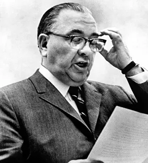 Politician Prints: Richard J. Daley defends controversial order that police kill arsonists on sight