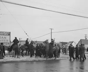 Protests Prints: Riot at the Sojourner Truth homes, a new U.S. federal housing project, Detroit, Feb. 1942