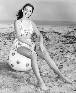 Beach Prints: RKO starlet Jane Greer, 1946
