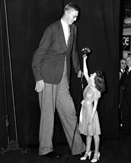 Angela Prints: Robert Wadlow, World's Tallest man